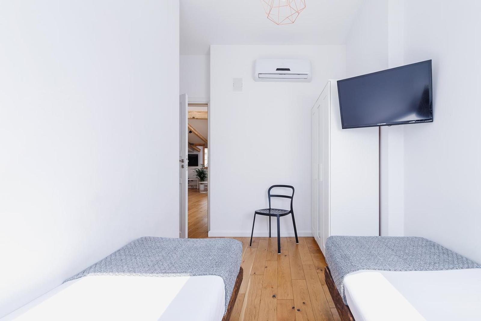 2 Bedroom Apartment With Terrace- Pilsudskiego 11 Krakow Dış mekan fotoğraf